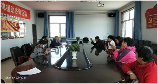 昭烏達(dá)南路街道西黑河村開(kāi)展法律援助咨詢(xún)活動(dòng)技術(shù)服務(wù)